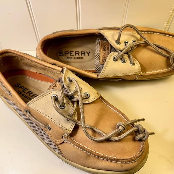 Sperry Other - Sperry Tan Boat Shoes Classic Style Moccasin Stitching